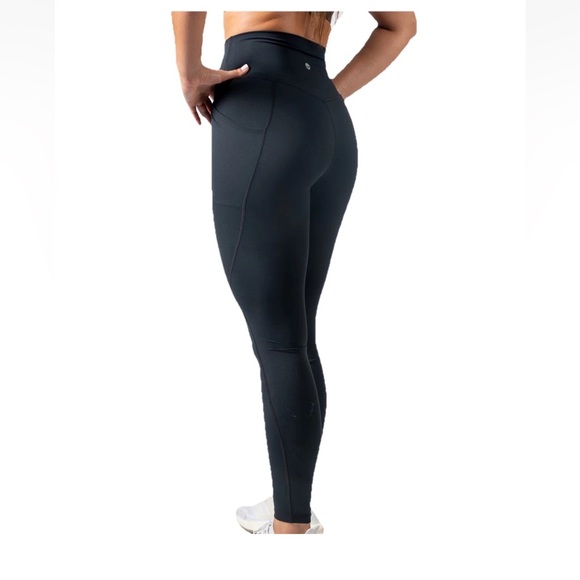 Senita Athletics Pants - Senita Athletics Women’s Lux Pace Black Leggings 29” Size Medium